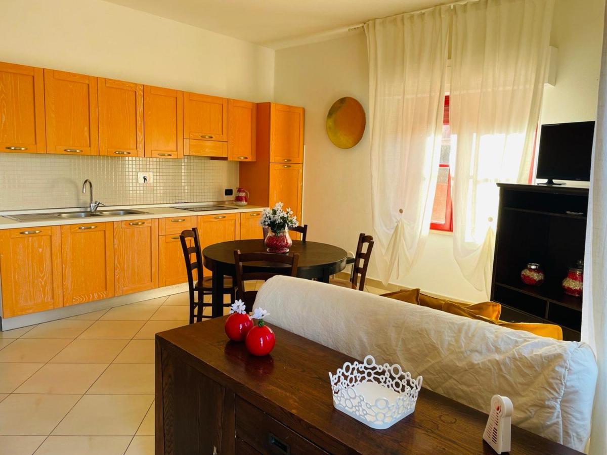 Regina Del Mare Holiday Apartments Тирренія Екстер'єр фото
