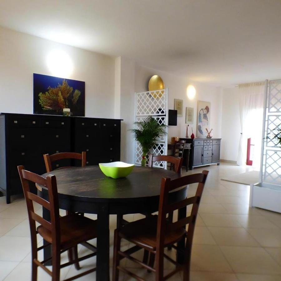 Regina Del Mare Holiday Apartments Тирренія Екстер'єр фото
