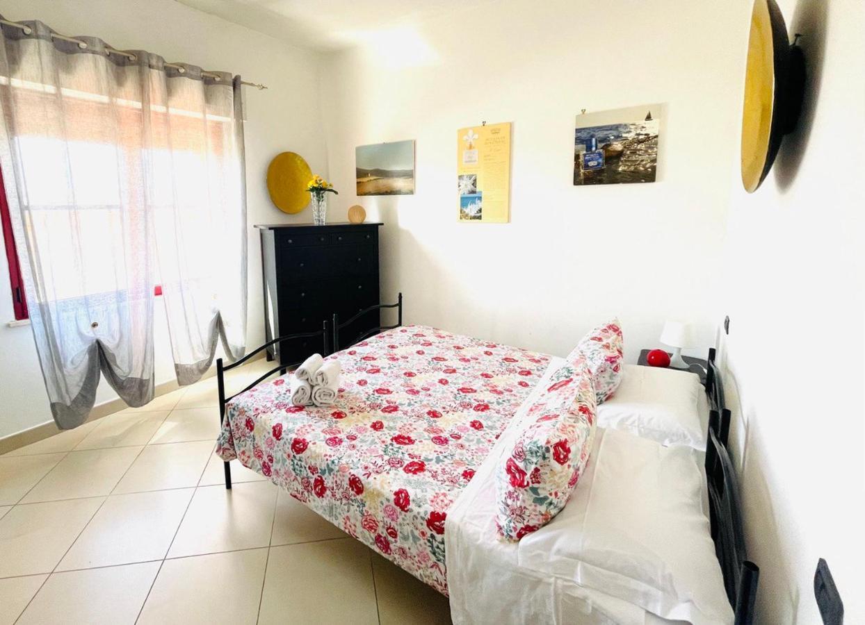 Regina Del Mare Holiday Apartments Тирренія Екстер'єр фото